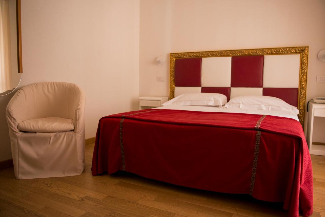 קיאנצ'נו טרמה Grand Hotel Ambasciatori Wellness & Spa מראה חיצוני תמונה