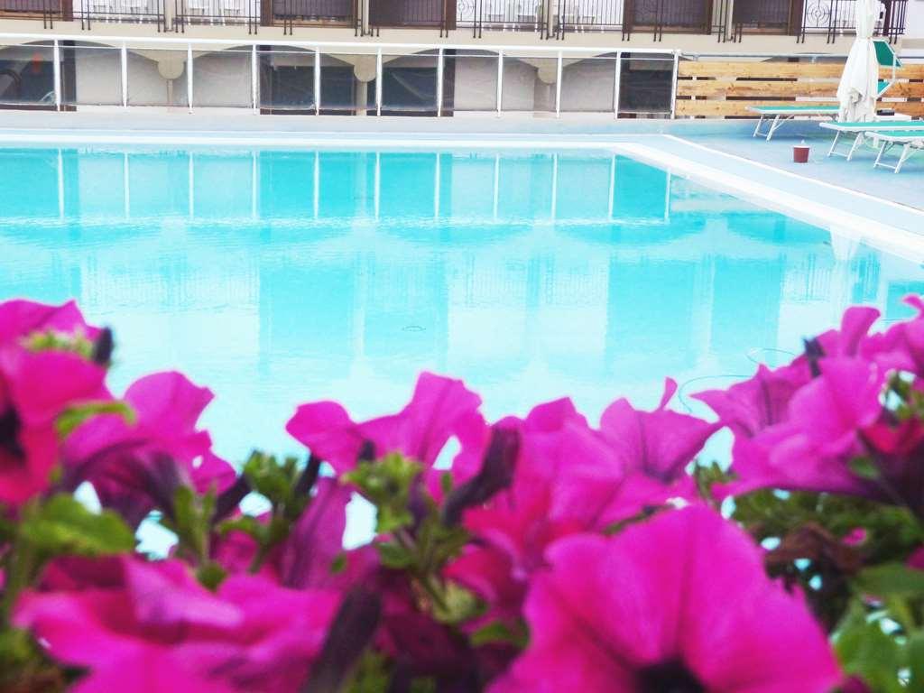 קיאנצ'נו טרמה Grand Hotel Ambasciatori Wellness & Spa מתקנים תמונה